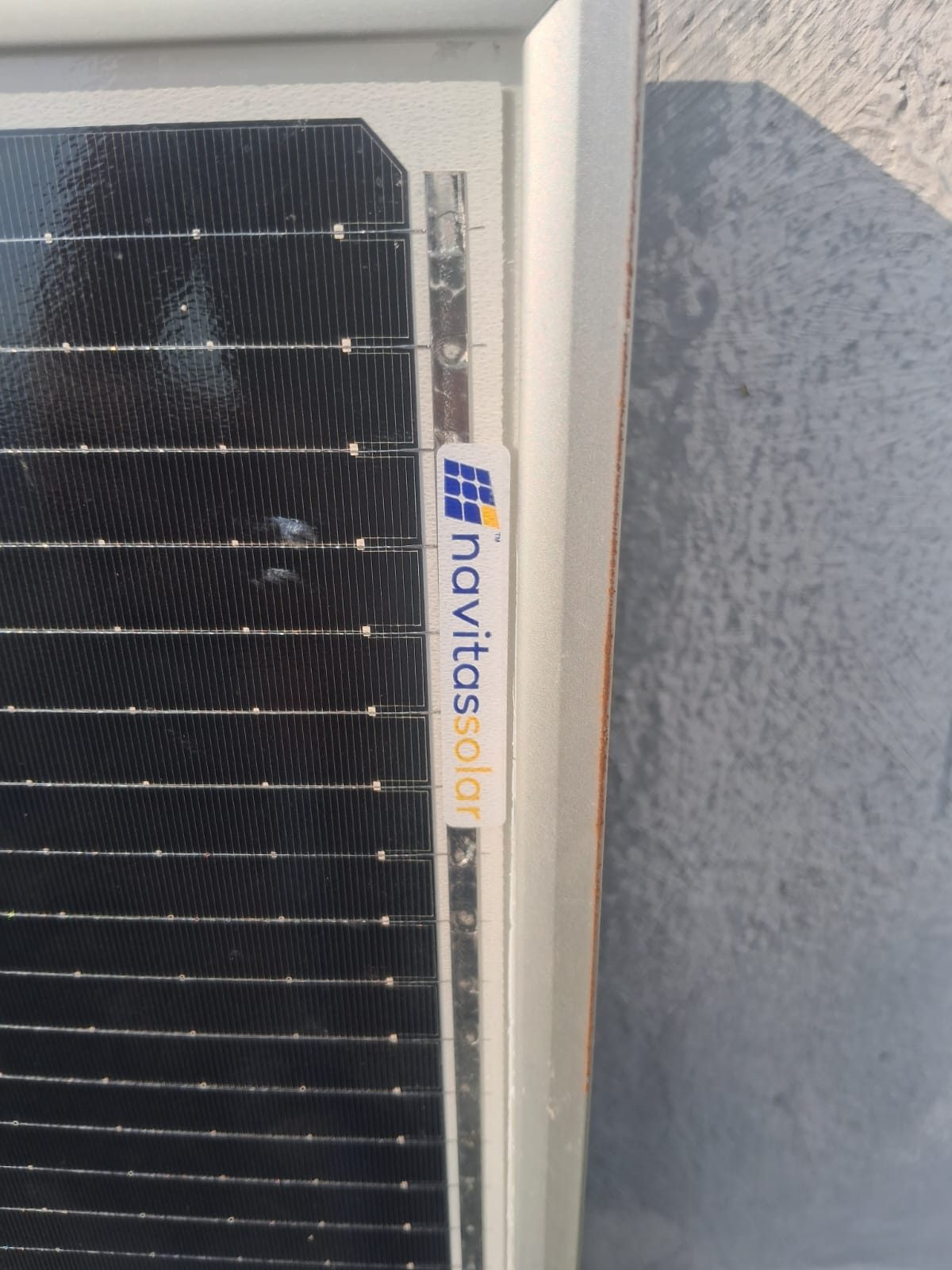 Rooftop solar installation reference