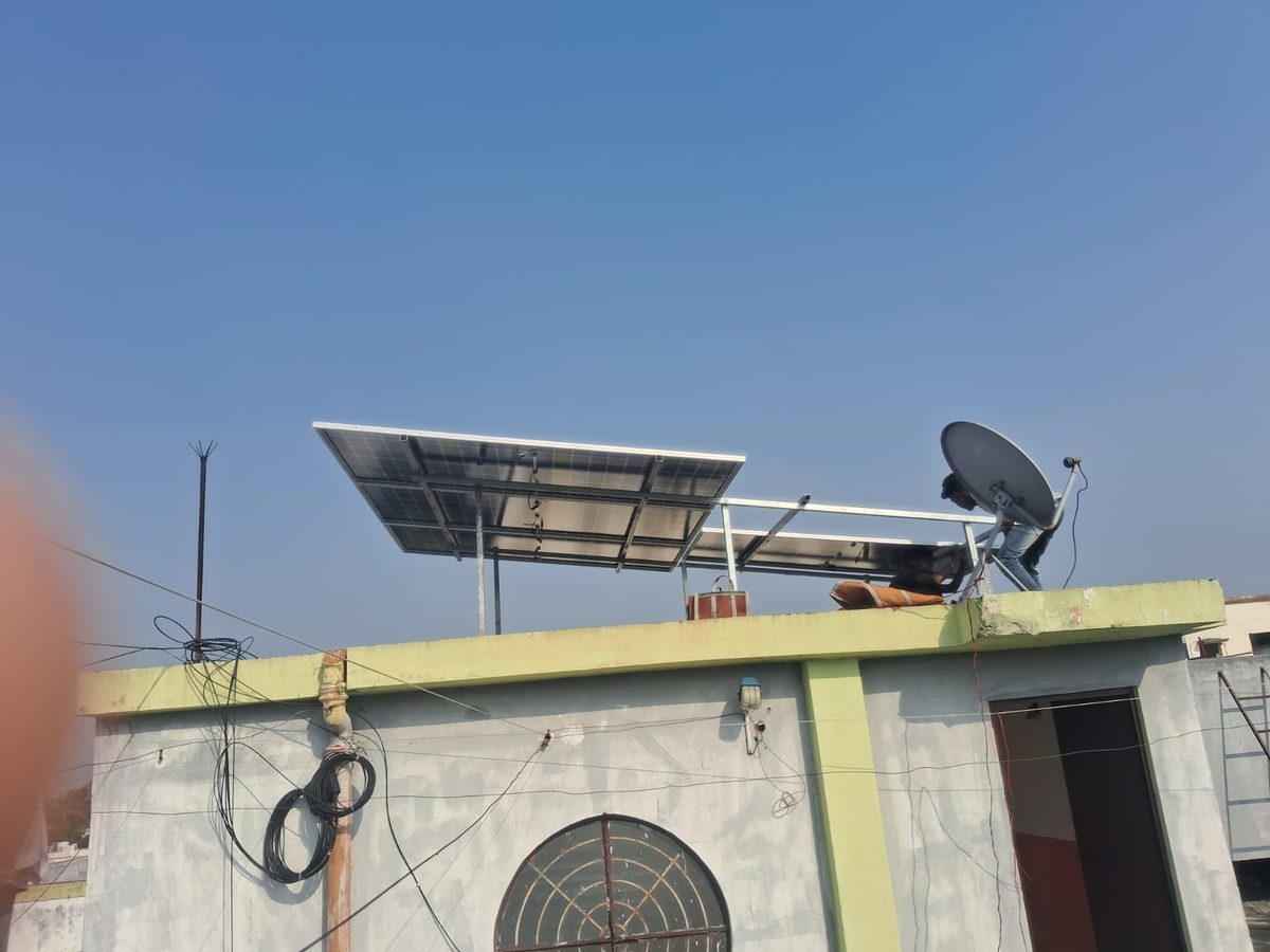 Rooftop panel installation detail